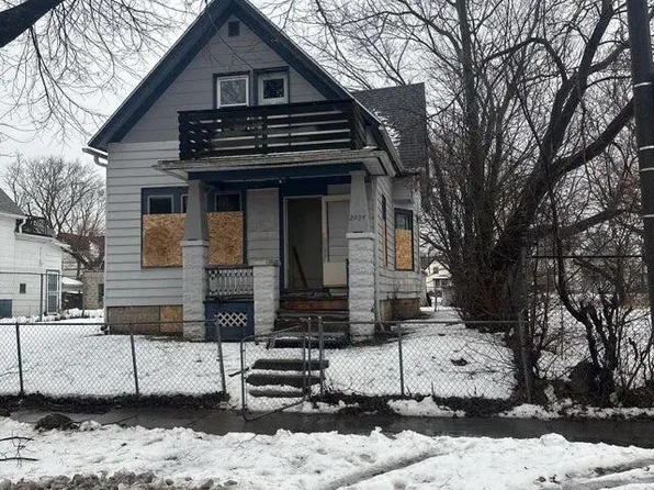 2934 North 21st STREET, Milwaukee, WI 53206