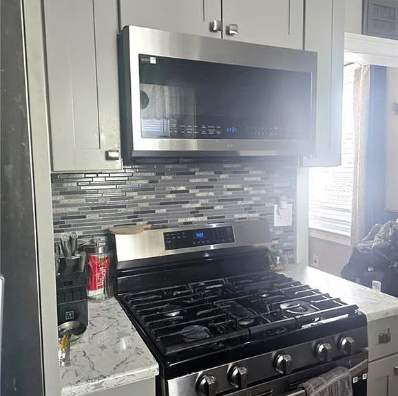23 Maple St — Photo 6