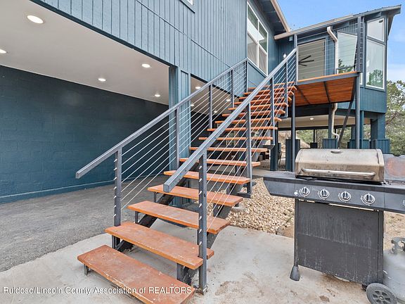 5th image of 300 Guadalupe St