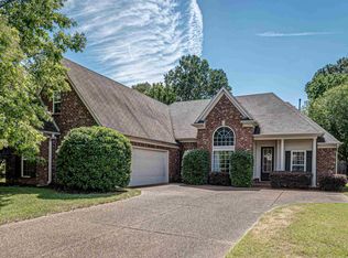 1659 Newton Oak Cir W, Memphis, TN 38117