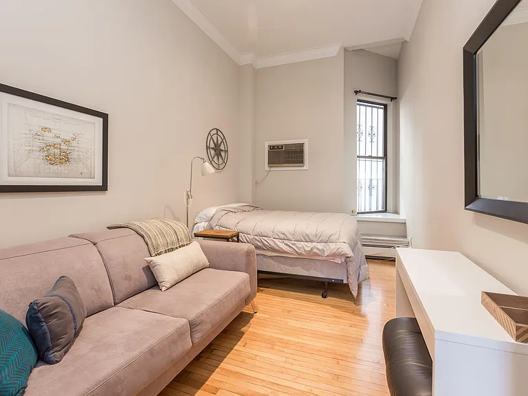 19 Arlington St #23 — Photo 9