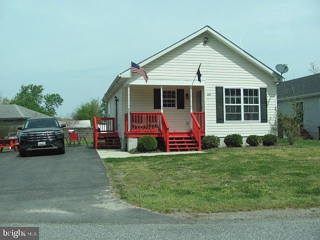 Listing photo 2