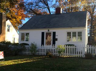 547 Juneway Dr, Bay Village, OH 44140