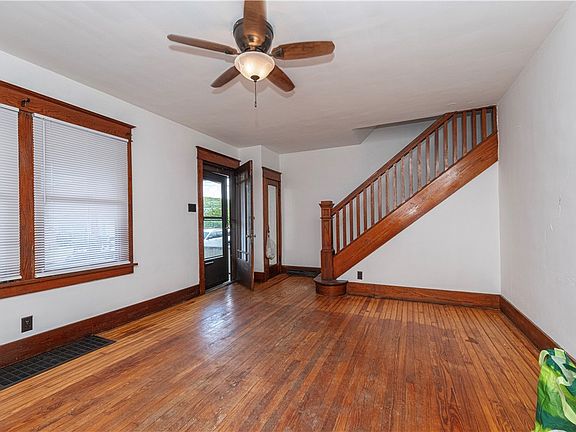 3rd image of 1332 Atlantic Ave