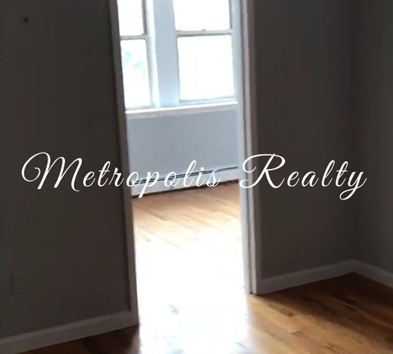 2nd image of 45-01 Broadway #2REAR