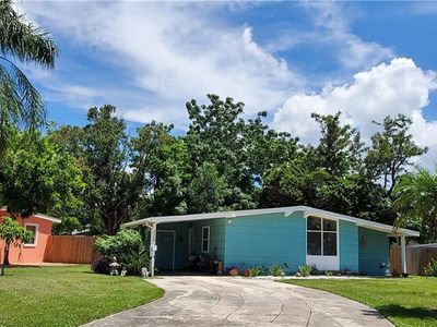 3998 Marlin Dr SE, Saint Petersburg, FL, 33705