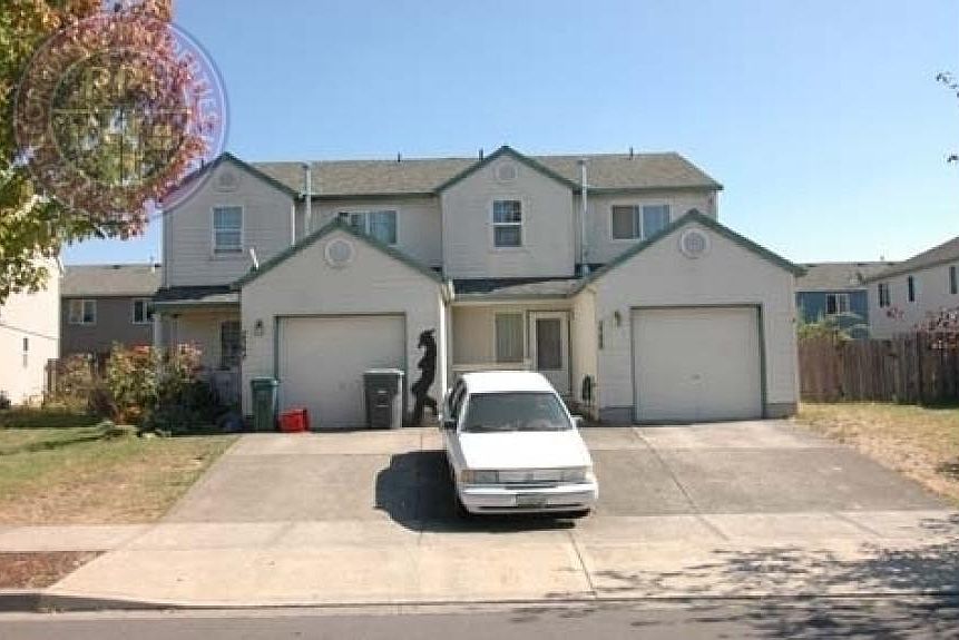 1st image of 2588 NE Amber Ave