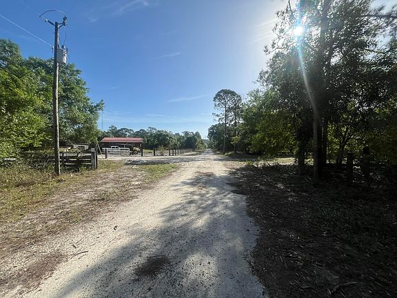 3rd image of 495 Wildwood Avenue