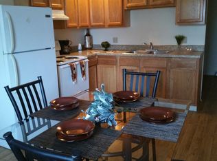 1313 Fairfax Dr, Champaign, IL 61821