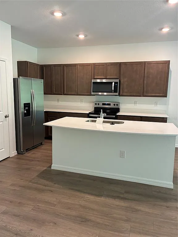 3 bed, 2.5 bath, 1673 sqft, $2,295 — Photo 4