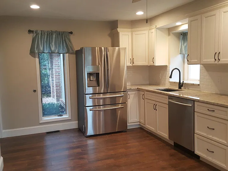 Stainless appliances
