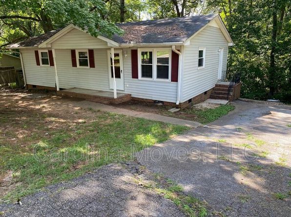 205 Knighton Dr