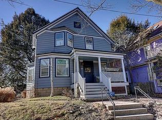 44 Summit Ave, Providence, RI 02906