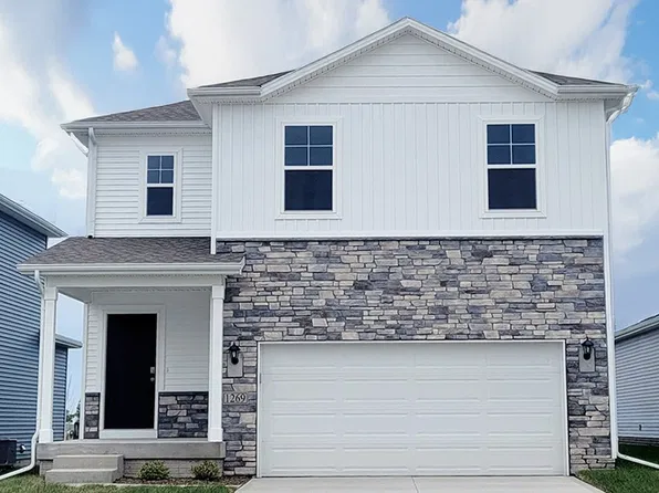 5629 153rd St, Urbandale, IA 50111