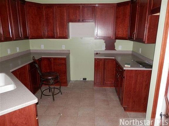 3rd image of 4415 Empress Drive N
