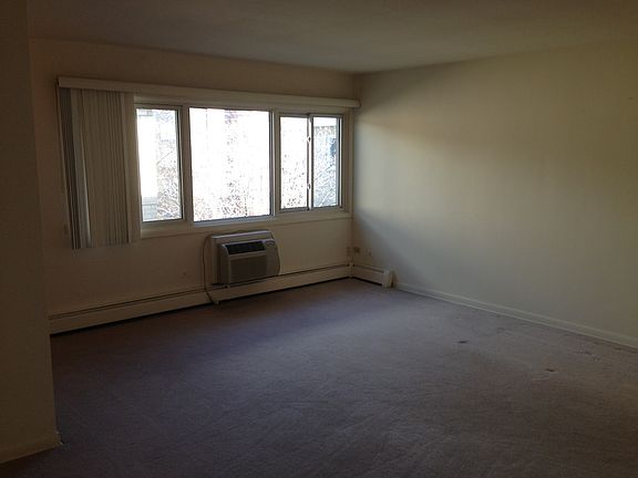 5th image of 8046 Knox Ave APT 3D