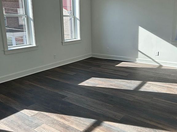 2nd image of 112-114 Market St #4
