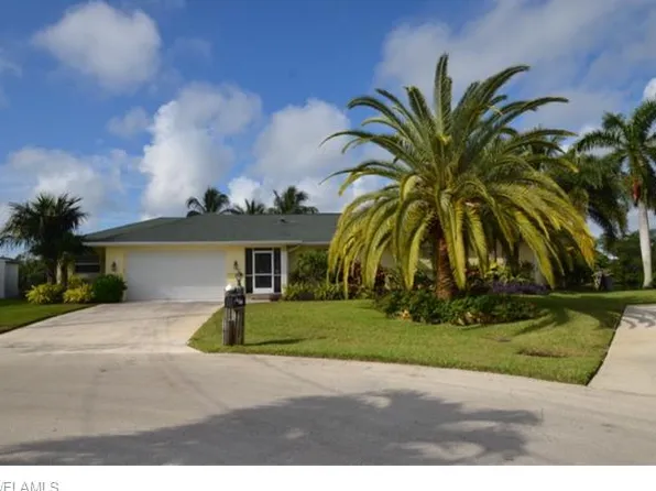 3727 Ruby Ave, Saint James City, FL 33956