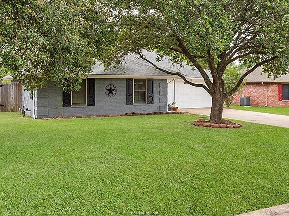 2nd image of 4108 Kenwood Dr