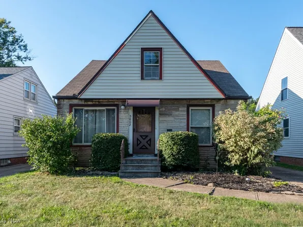 5802 Belmere Dr, Parma, OH 44129