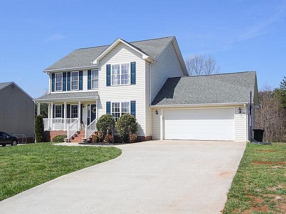 2nd image of 93 Shelly Ct