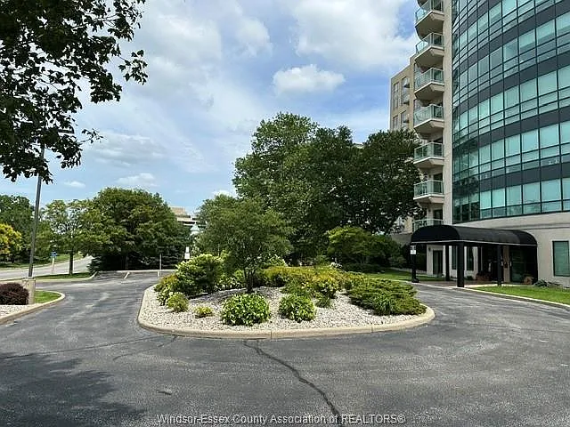 2 bed, 2.0 bath, 1250 sqft, $2,500 — Photo 3