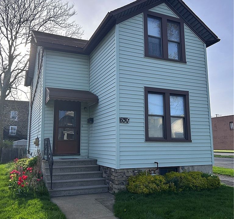 1st image of 630 6th St