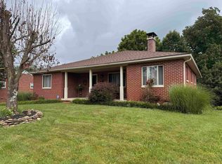 2862 Roseneath Rd, Huntington, WV 25705