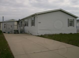 20139 Arcadia Dr, Clinton Twp, MI 48036