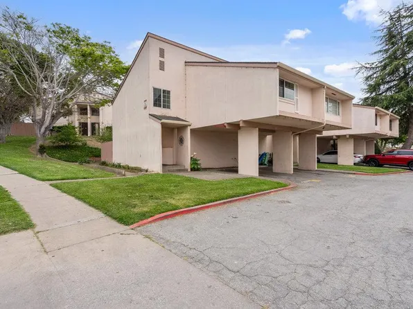 918 Acosta Plz Unit 70, Salinas, CA 93905