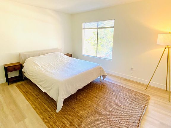 5th image of 7190 Shoreline Dr #6314