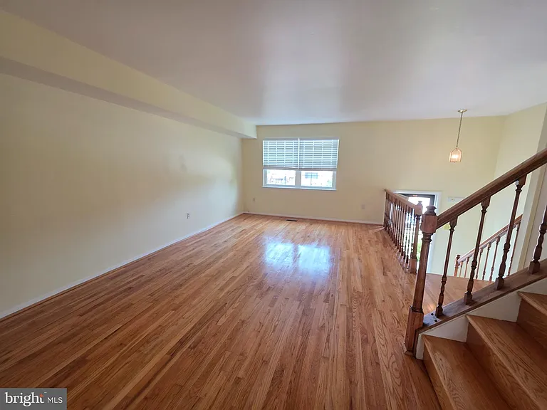 10 Casey Ct — Photo 2