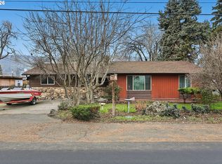 3244 W 7th St, The Dalles, OR