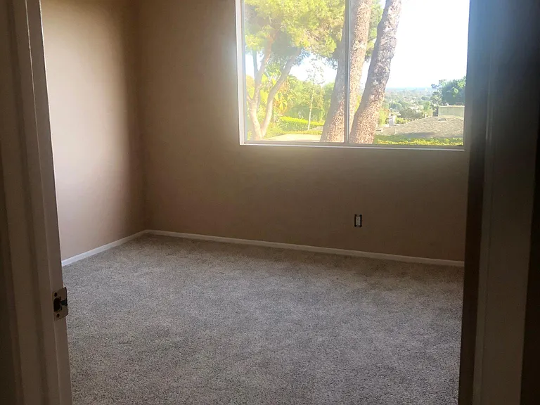 707 Colina Ln #B — Photo 14