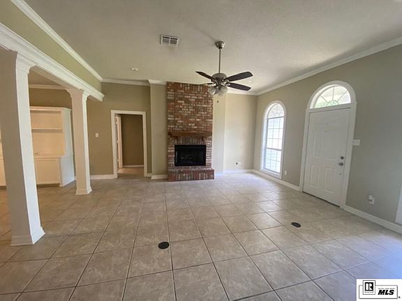 4th image of 104 Mila Dr