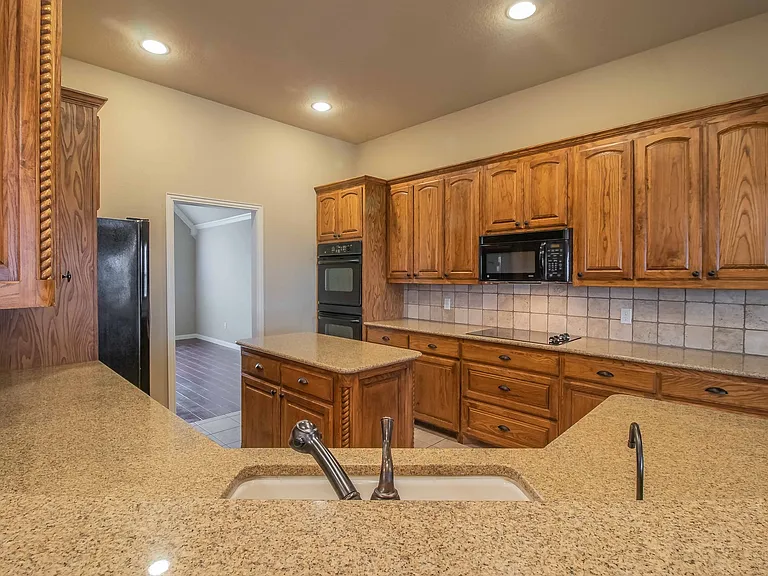 5957 Stacy Ln — Photo 4