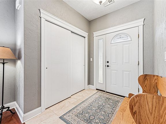 3rd image of 703 Wimbledon Dr