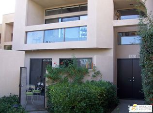 882 Village Sq, Palm Springs, CA 92262