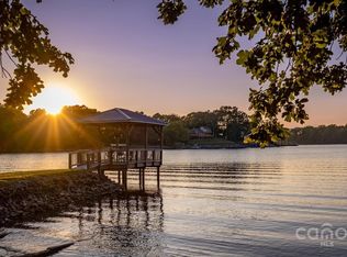 255 Robinson Rd, Mooresville, NC 28117