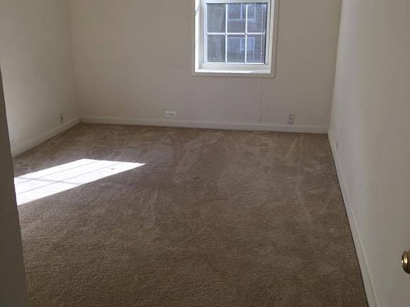 5th image of 219 N Piedmont St APT 4