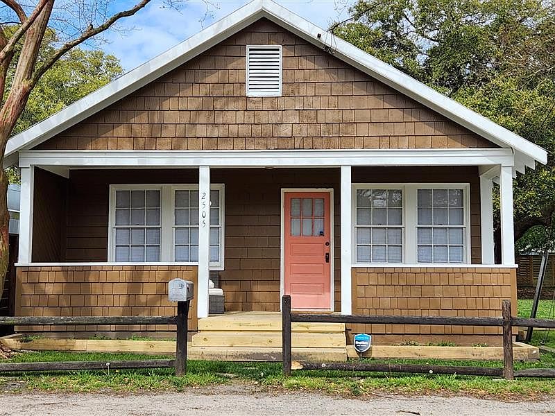 1st image of 2505 Fentress Ave