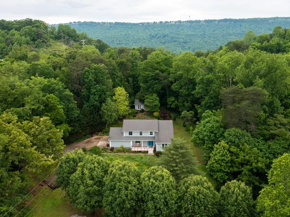 3327 Martin Rd, Chattanooga, TN 37415