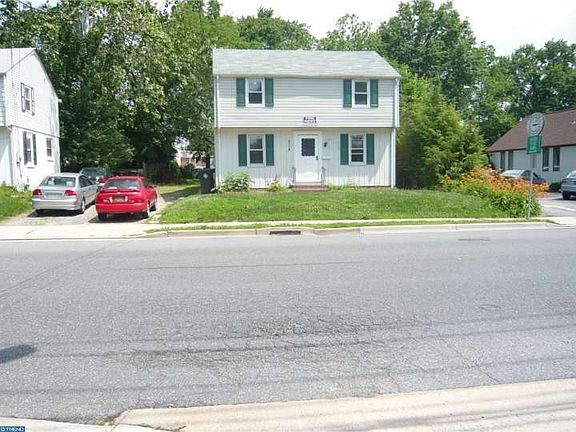 5th image of 214 W Park Pl