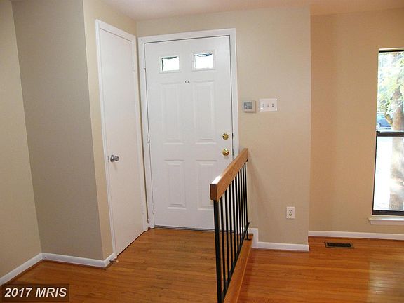 3rd image of 5309 King Charles Way