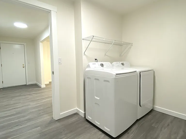 Olympic View Apartments — Photo 41