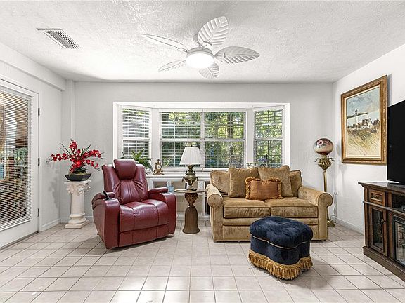 2nd image of 11465 SW 75th Terrace Rd