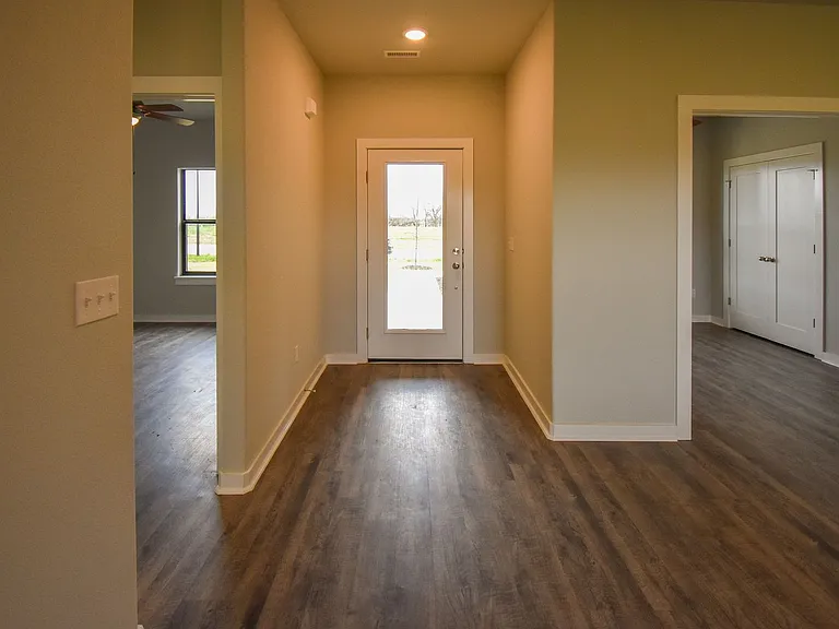 340 N Otoe St — Photo 2