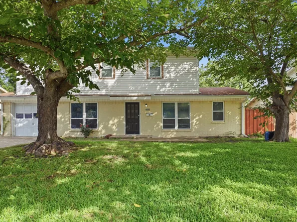 2430 Mark Dr, Mesquite, TX 75150