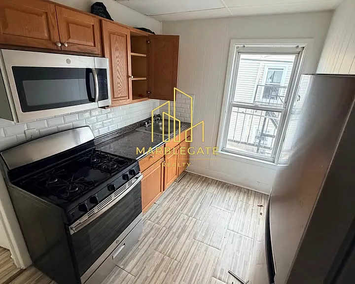 701 Kensington Ave #FF — Photo 1