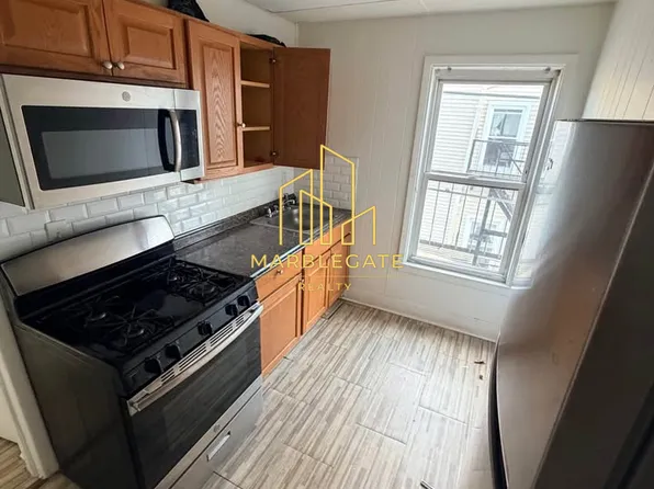701 Kensington Ave #Ff, Plainfield, NJ 07060